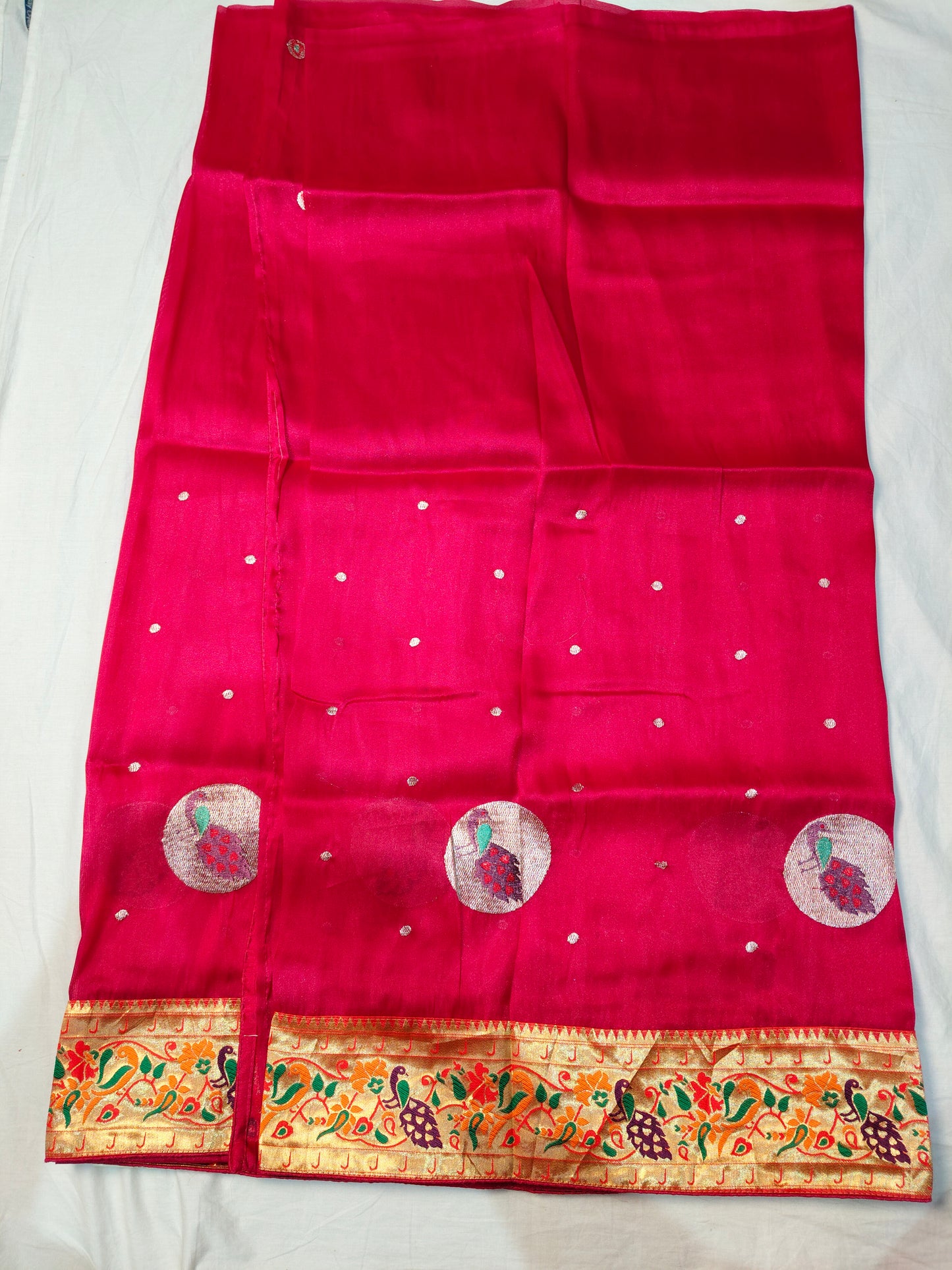Tissue paithani border