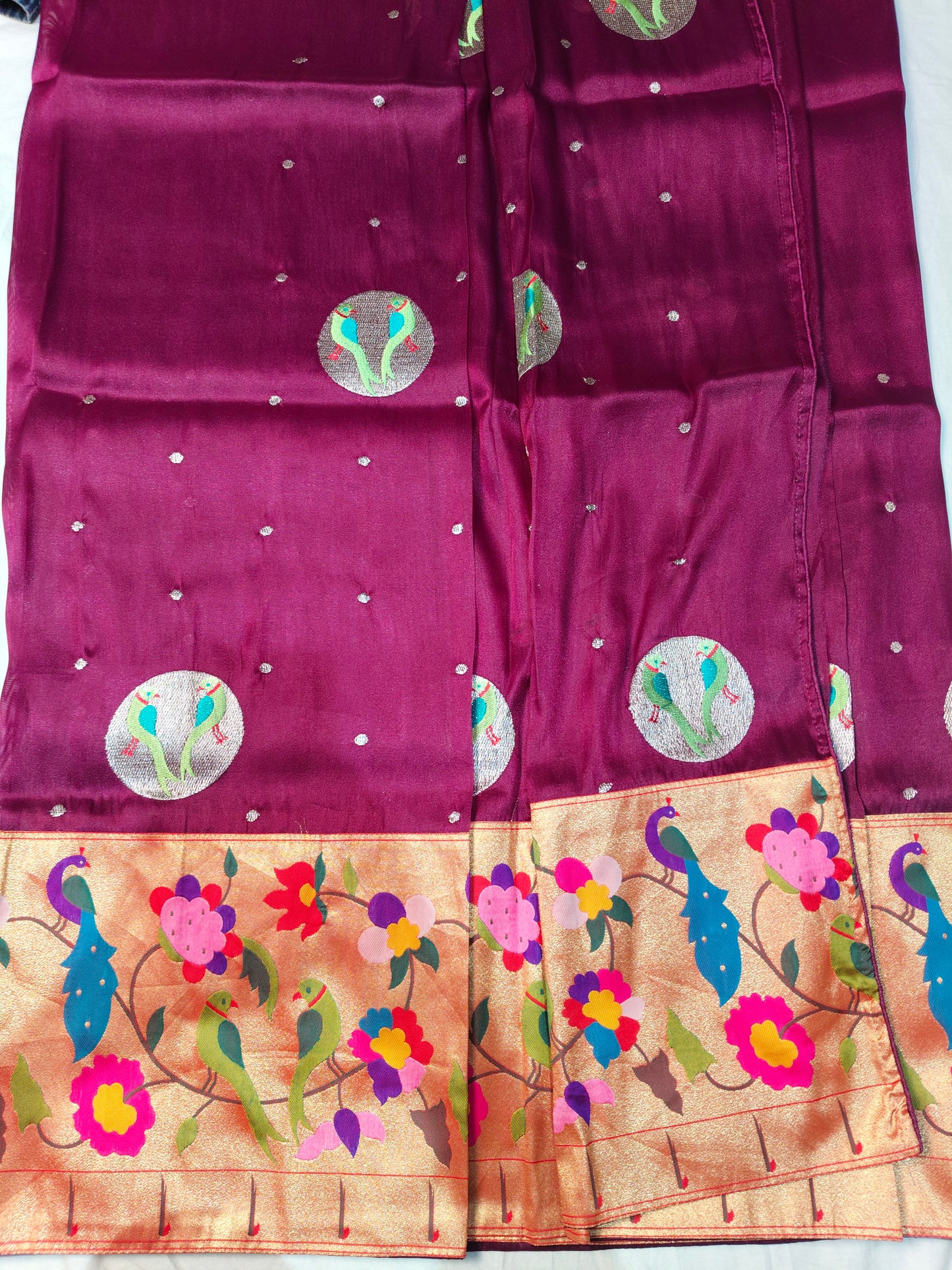 Tissue paithani border